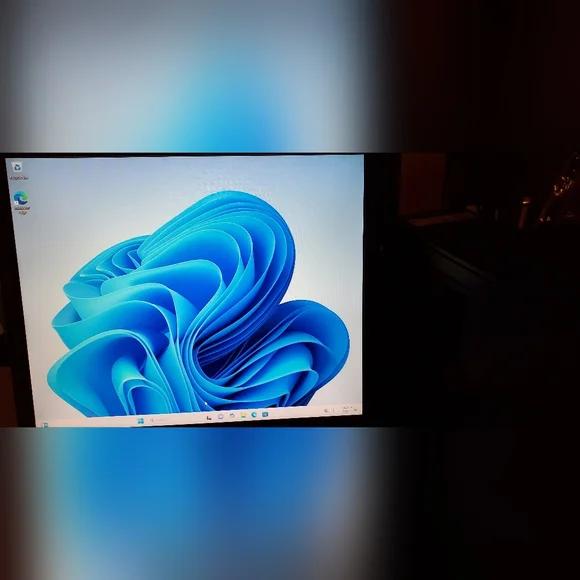 Windows 11 Pro Dell Desktop